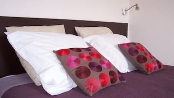 Habitación doble superior, 1 cama Queen size | Escritorio, wifi gratis y ropa de cama