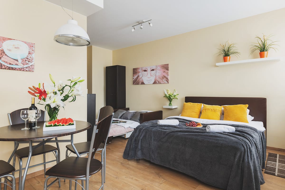 Appartement Affaires | Chambres insonorisées, fer et planche à repasser, Wi-Fi gratuit