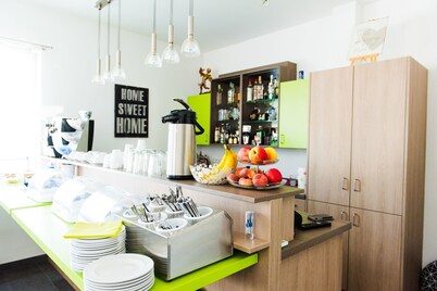 Hotel 37