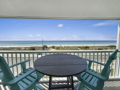 Lorvis Lair 2 Bedroom Condo by RedAwning