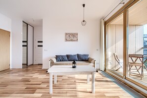 ビジネス アパートメント | リビング エリア | 薄型テレビ