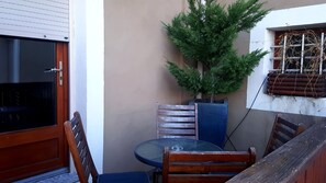 Terrace/patio - Hôtel Monhotel (Serrieres)