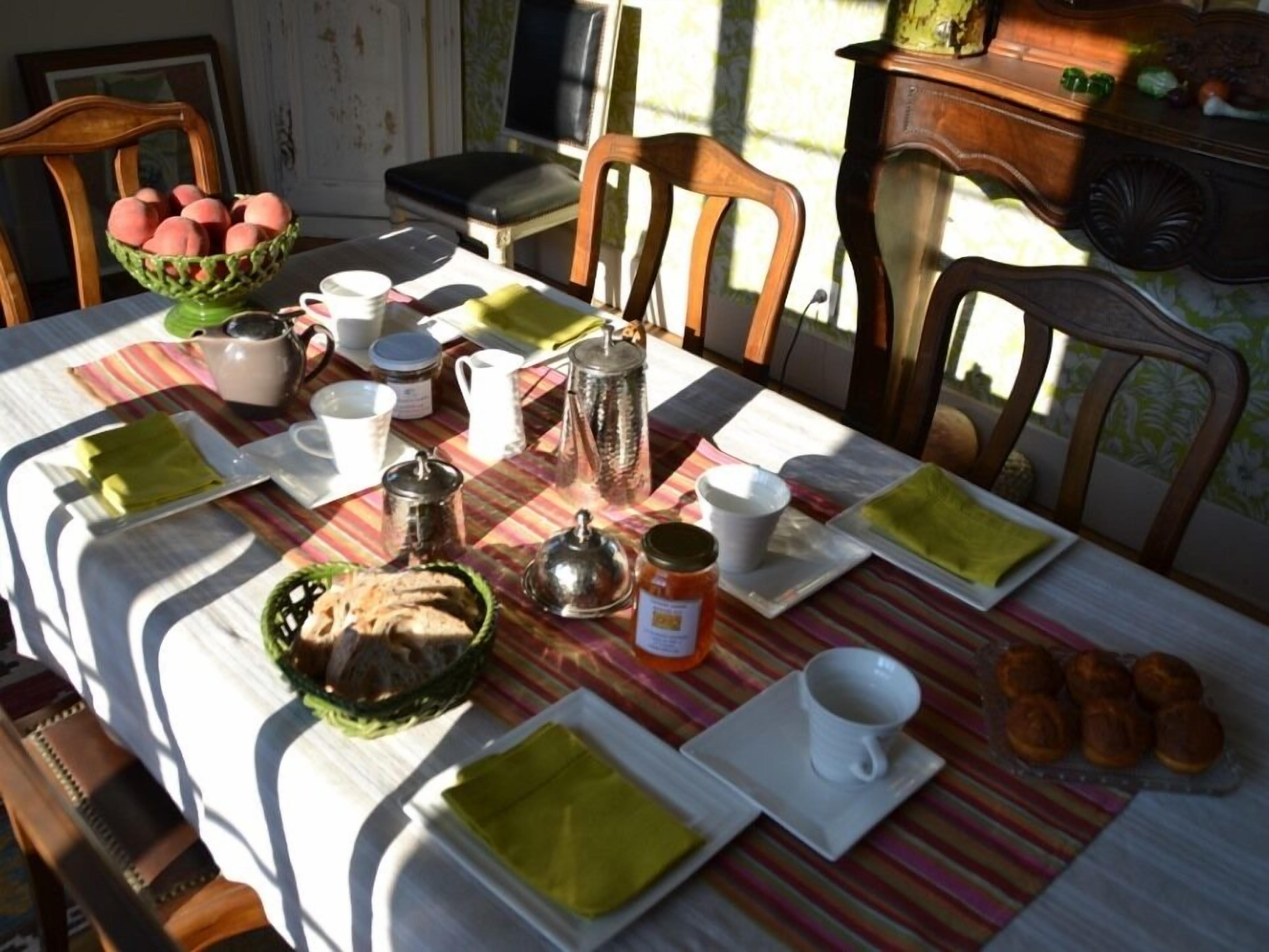 舒適雙人房, 獨立浴室, 花園景 (Basalte) | 用餐區