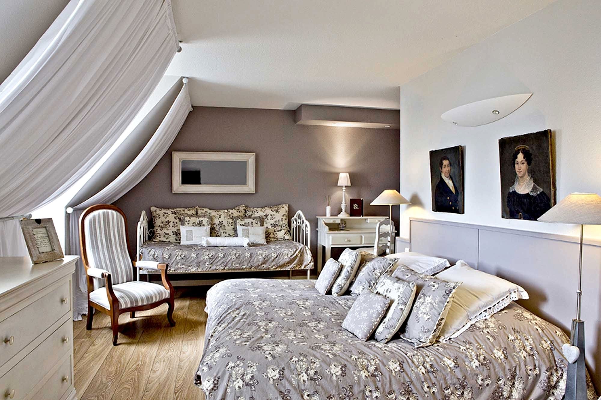 superior double room, 1 queen bed, non smoking | free wifi, bed sheets