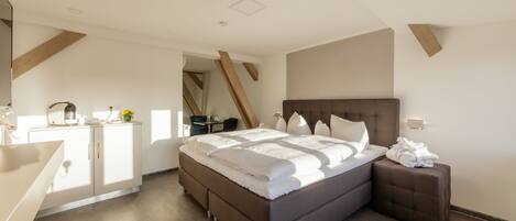 In-room safe, desk, laptop workspace, soundproofing