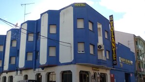 Front of property - Hostal Restaurante El Volante (Moraleja)