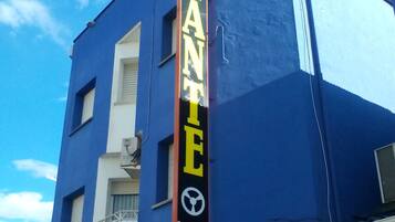 Voorkant van accommodatie