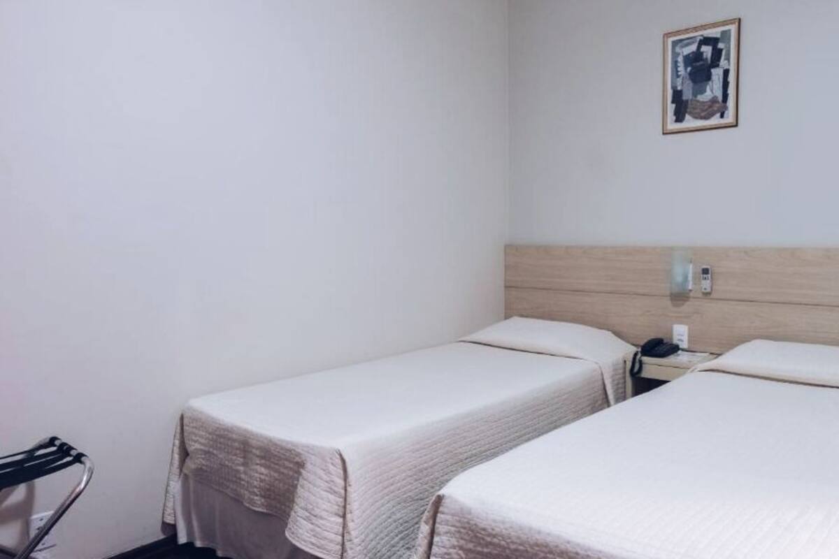 Phòng đơn Executive, 2 giường đơn | Minibar, két bảo mật tại phòng, màn/rèm cản sáng, phòng cách âm 