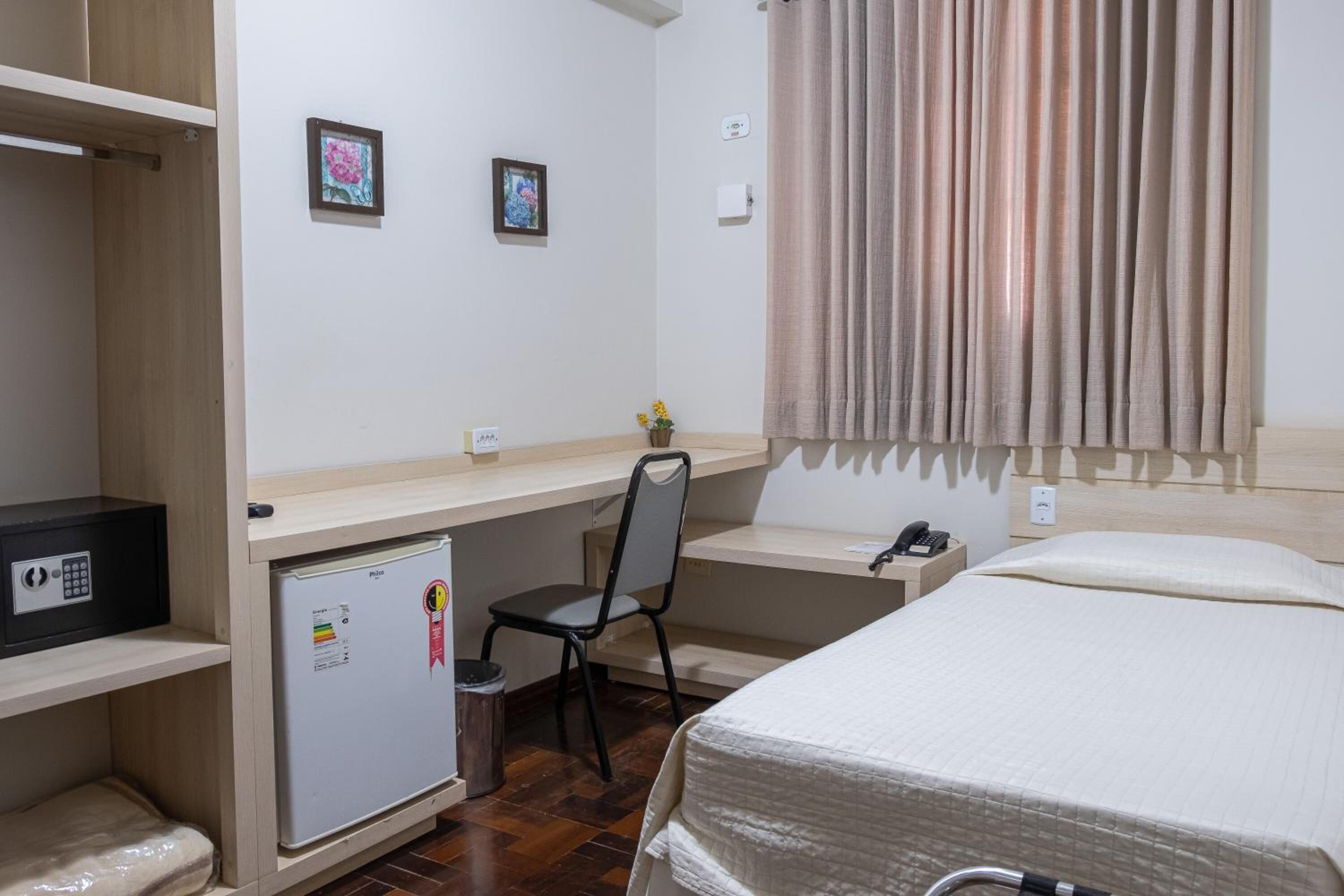 minibar, in-room safe, blackout curtains, soundproofing