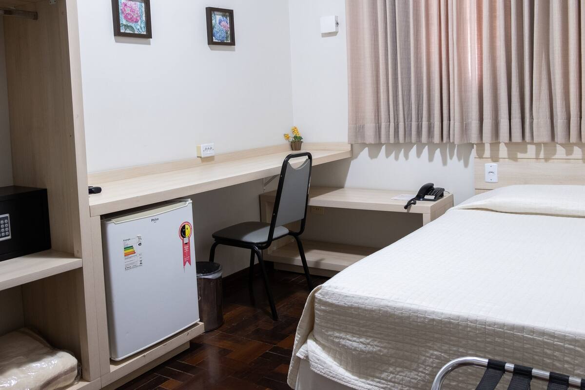 Phòng Executive, 1 giường đơn | Minibar, két bảo mật tại phòng, màn/rèm cản sáng, phòng cách âm 