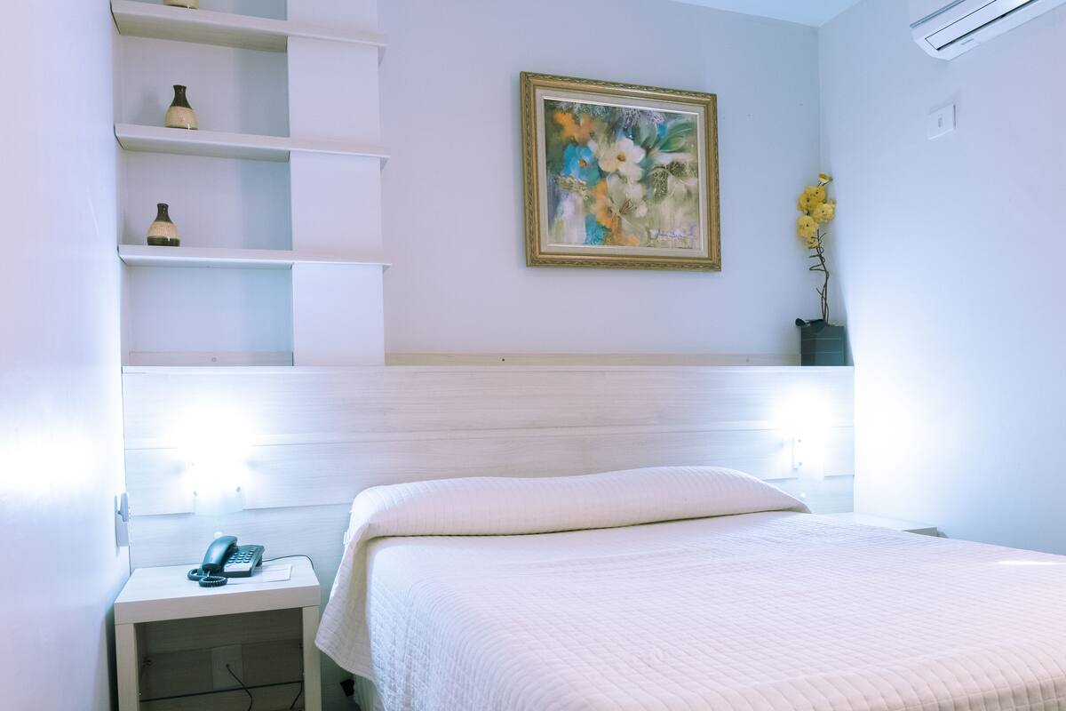 Phòng Executive, 1 giường cỡ queen | Minibar, két bảo mật tại phòng, màn/rèm cản sáng, phòng cách âm 