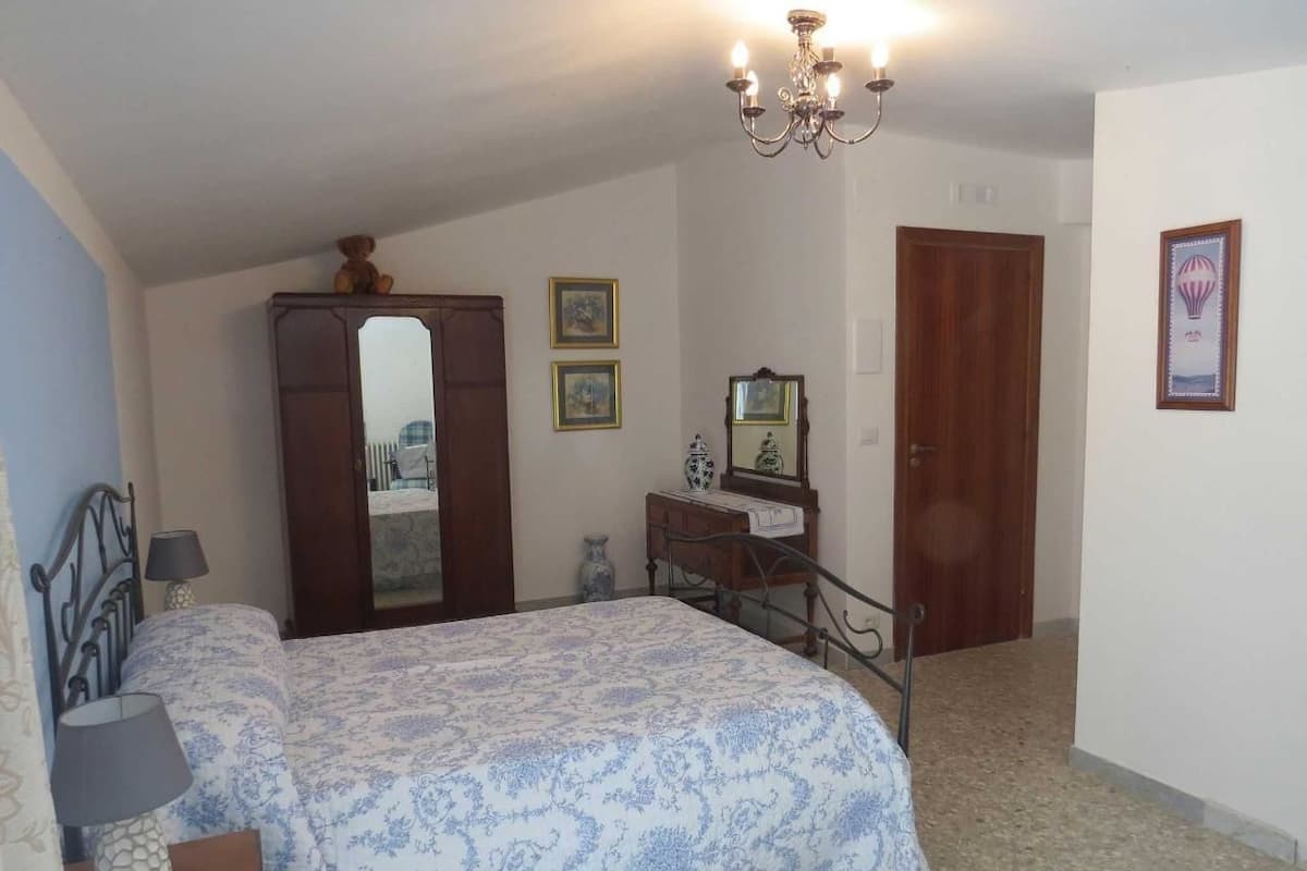 Triple Room, Terrace | Desk, WiFi (free), bed sheets