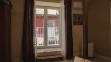 Suite, 1 cama King size, hidromasaje | Minibar, caja de seguridad en la habitación y escritorio