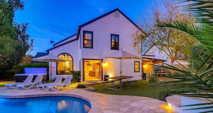 SWSSHiddenRoomHouse Unique & Chic 5star Resort Backyard Kierland StayWithStyle