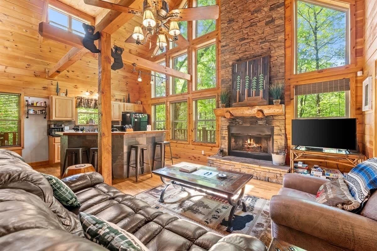 Smart TV, fireplace, DVD player