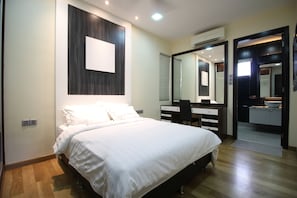 บ้านพัก, 4 ห้องนอน | 4 ห้องนอน, เตารีด/โต๊ะรีดผ้า, Wi-Fi ฟรี