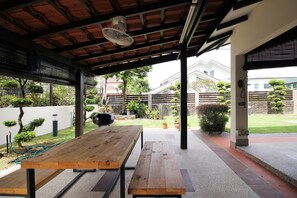 ลานระเบียง/นอกชาน