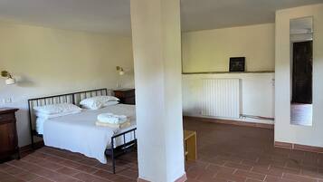 Classic Double Room (in Villa) | Iron/ironing board, bed sheets