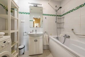 Bathroom - P&O Apartments Podwale 3 (Warsaw)