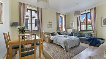 Comfort-Apartment | Wohnzimmer | Flachbildfernseher