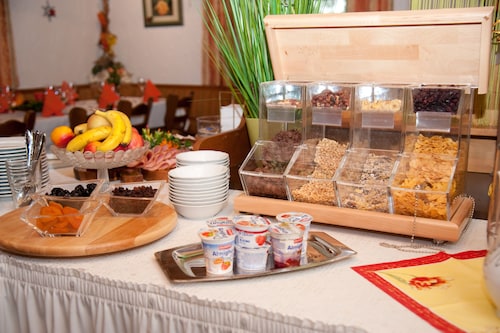 Landhotel Hutzenthaler