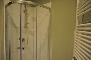 Chambre Double | Salle de bain