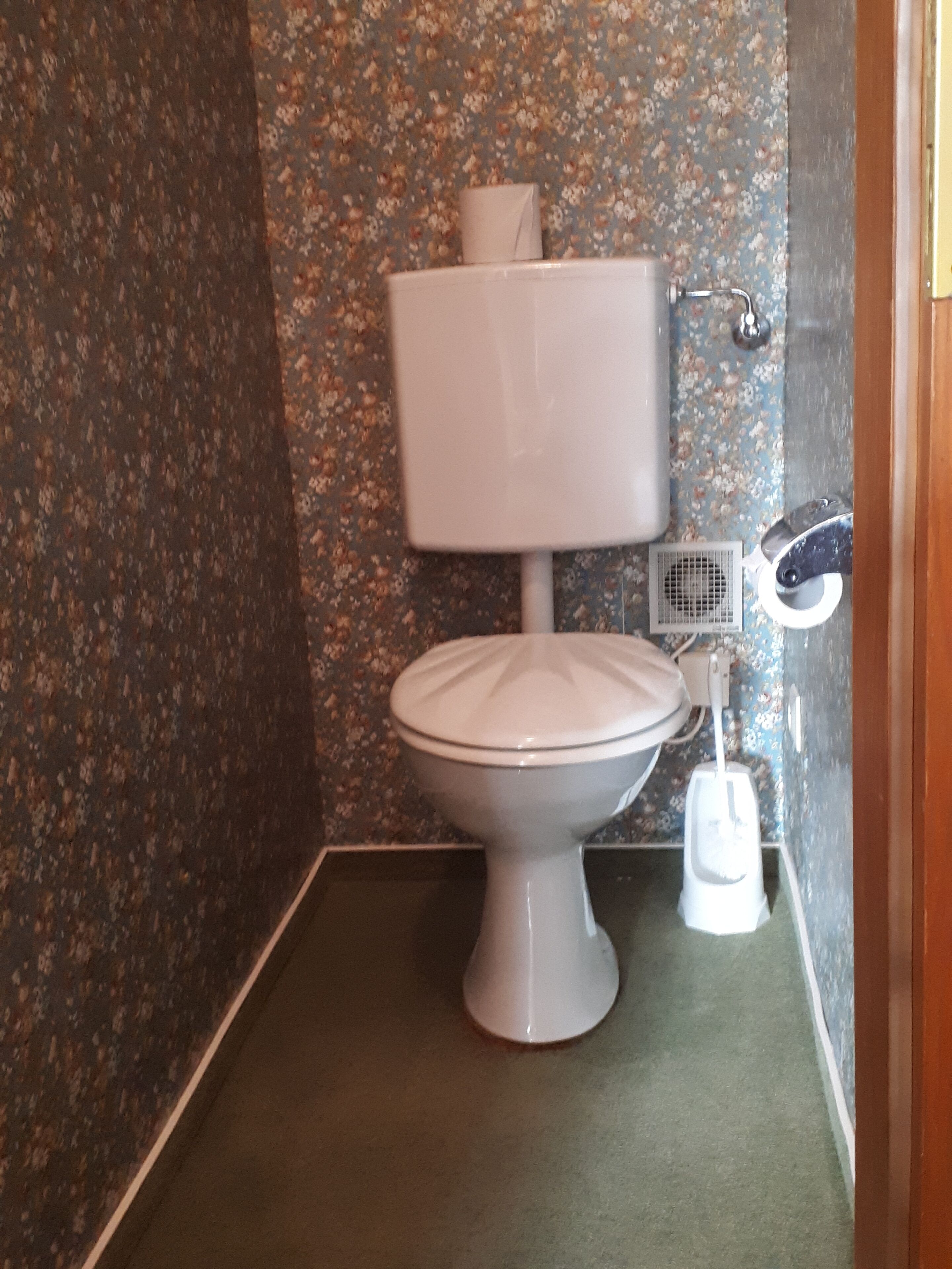 basic single room | room amenity