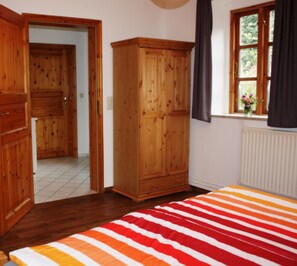 Individually decorated, individually furnished, desk, blackout curtains - Pension Altstadt Cafe (Havelberg)