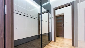 Appartamento Comfort | Area soggiorno | TV a schermo piatto