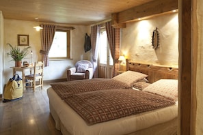 Quarto casal ou duplo | Roupas de cama premium, cofres nos quartos, individualmente decorados