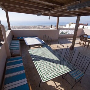 Terrace/patio - Family Surf Camp - Hostel (Aourir)