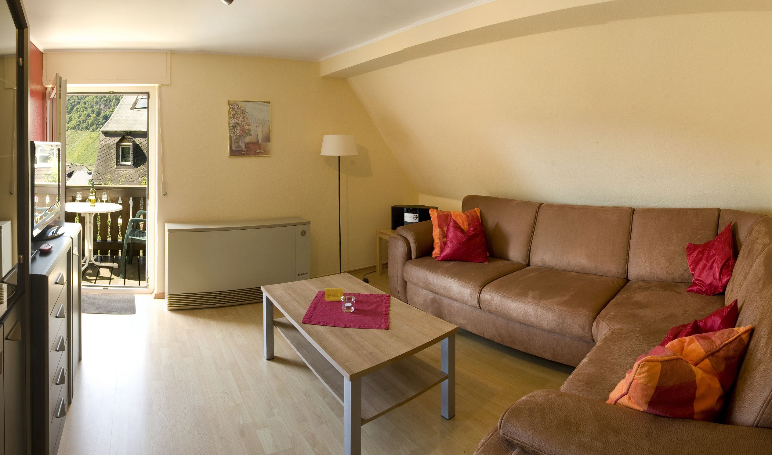 Apartment, 2 Bedrooms, Balcony (Burgunder) | Living area | Flat-screen TV