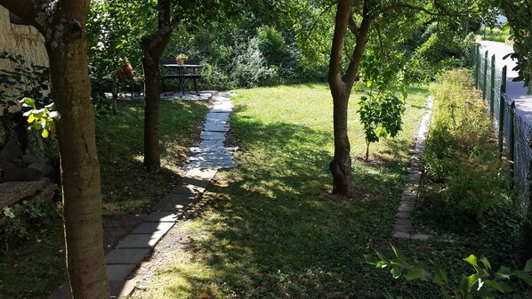 Apartment, 1 Schlafzimmer, Terrasse, Gartenblick (Rotling) | Ausblick vom Zimmer