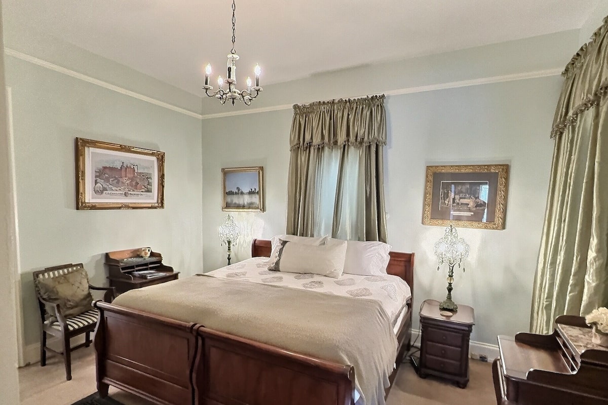 Lawton Suite | 1 habitación, decoración personalizada y muebles diferentes