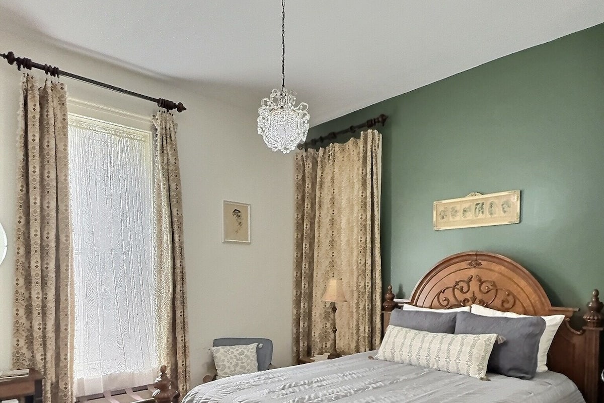 Eliza George Suite | 무료 WiFi, 각각 다른 스타일의 인테리어, 각각 다르게 가구 비치, 침대 시트