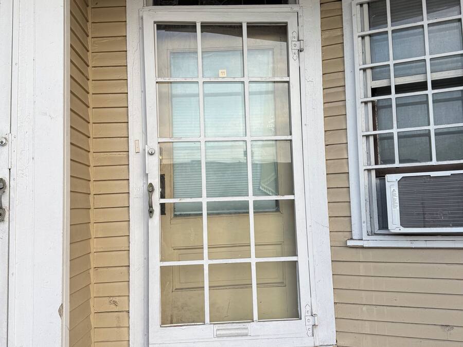 Pintu masuk hartanah