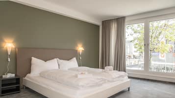 Apartment | 2 bedrooms, iron/ironing board, free WiFi, bed sheets