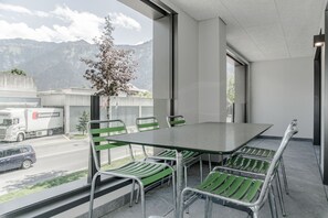 Apartment | Balcony - Apartment JungfrauCenter Roteflue (Interlaken)