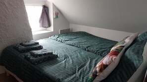 1 Schlafzimmer, Bügeleisen/Bügelbrett, Reisekinderbett, kostenloses WLAN