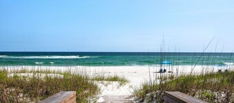 Life's A Beach 3 Bedroom Townhouse by RedAwning