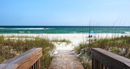 Life's A Beach 3 Bedroom Townhouse by RedAwning