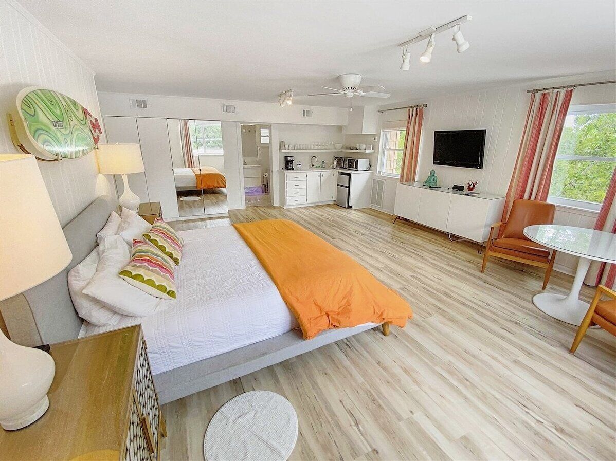 Fer et planche à repasser, Wi-Fi gratuit, draps fournis