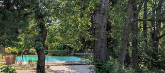エックスアンプロヴァンス、田舎の中心部から10分のVilla Apartment