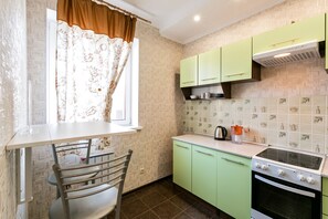 Standard-Apartment | Eigene Küche | Kühlschrank, Mikrowelle, Wasserkocher, Kochgeschirr/Geschirr/Besteck