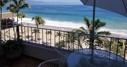 Luxuriöse Zona Romantica / Ocean Front 4. Etage & Pool auf dem Dach