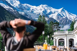 Desayuno buffet todos los días (con cargo)