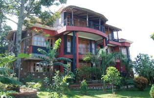 Fachada da propriedade