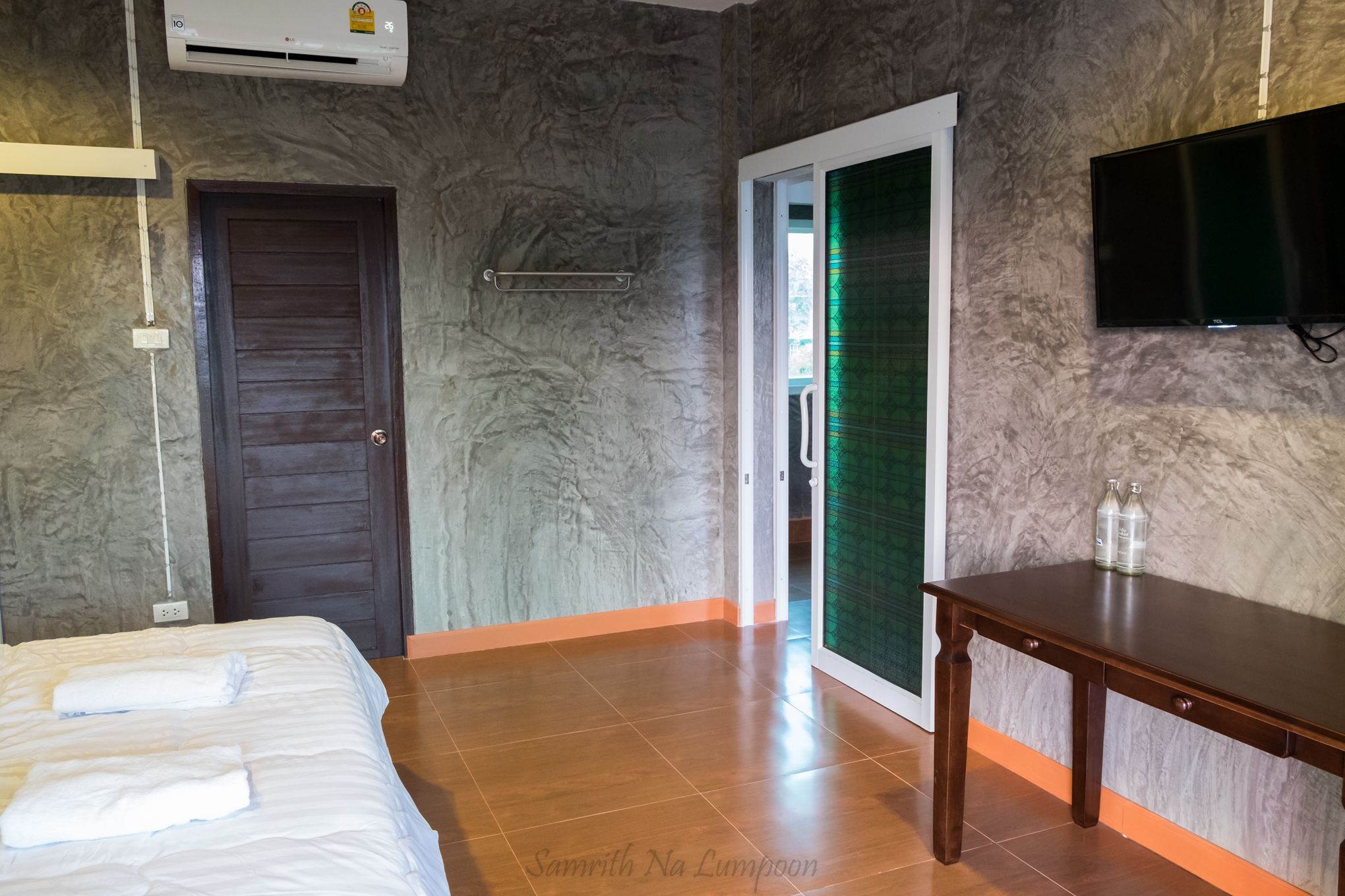 standard double room | room amenity