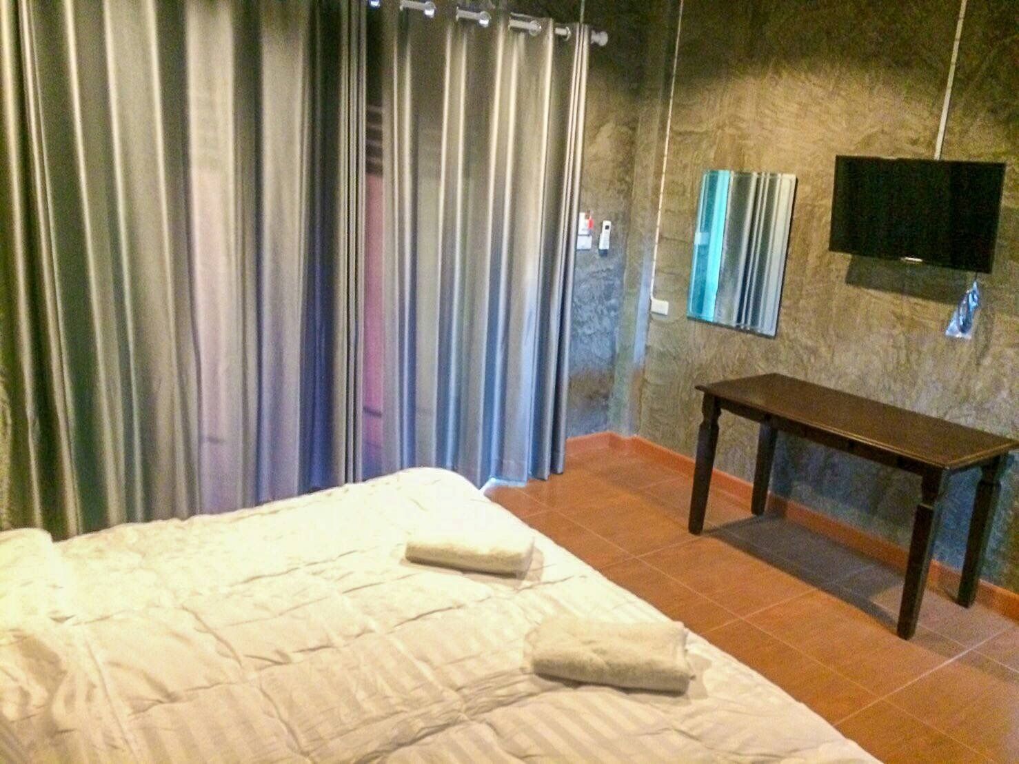 standard double room | rollaway beds, free wifi