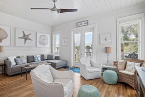 TV - Front Row in Seacrest - 4 Bikes and Community Pool - `Sea Grace` (Panama City Beach)